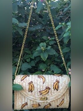 Woven Straw Banana Embroidered Shoulder Bag Natural gold tone chain kawaii pinup